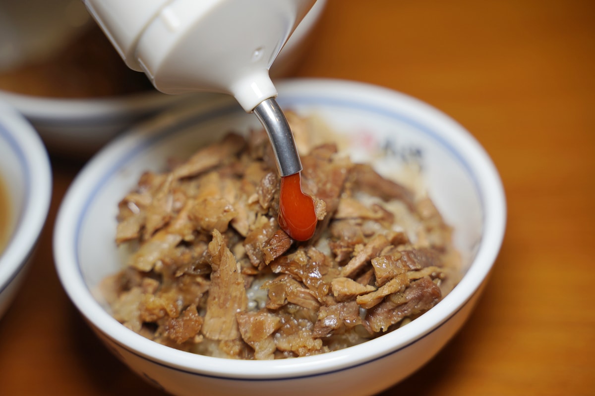 【小滿 嘉義米糕 香菇肉羹】中壢觀光夜市美食小吃推薦 銅板美食真材實料 正統嘉義生炒鴨肉羹