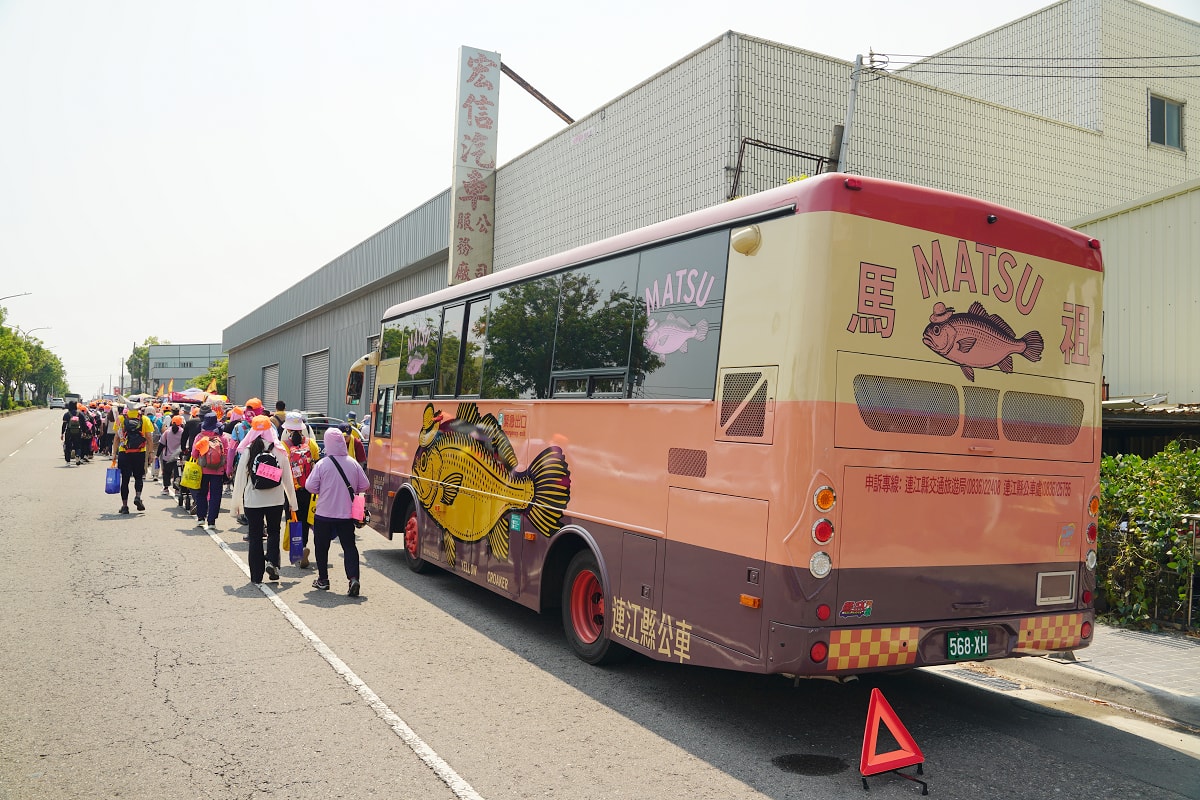 【2026白沙屯拱天宮媽祖進香】全台唯一拱天宮認證55688粉紅超跑車隊 香燈腳移動式冷氣休息站 - 第17張圖 【2026白沙屯拱天宮媽祖進香】全台唯一拱天宮認證55688粉紅超跑車隊 香燈腳移動式冷氣休息站