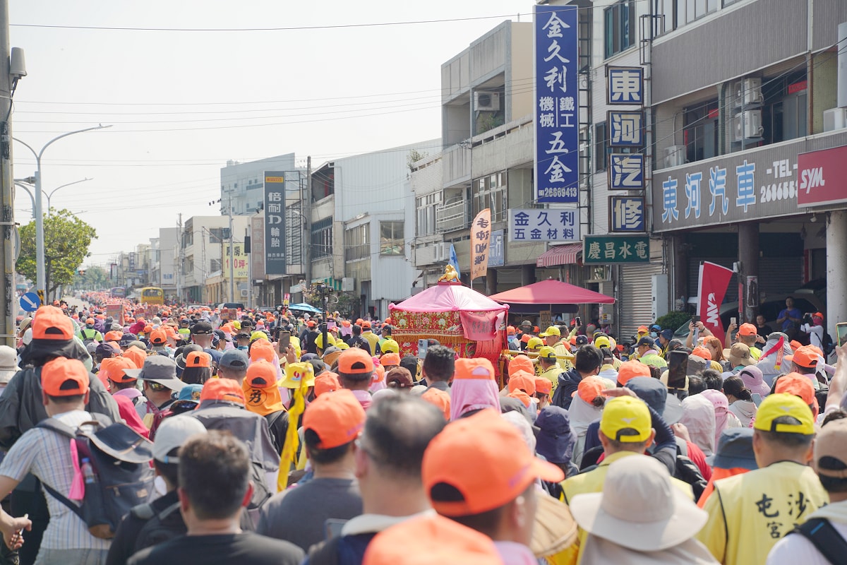 【2026白沙屯拱天宮媽祖進香】全台唯一拱天宮認證55688粉紅超跑車隊 香燈腳移動式冷氣休息站 - 第24張圖 【2026白沙屯拱天宮媽祖進香】全台唯一拱天宮認證55688粉紅超跑車隊 香燈腳移動式冷氣休息站