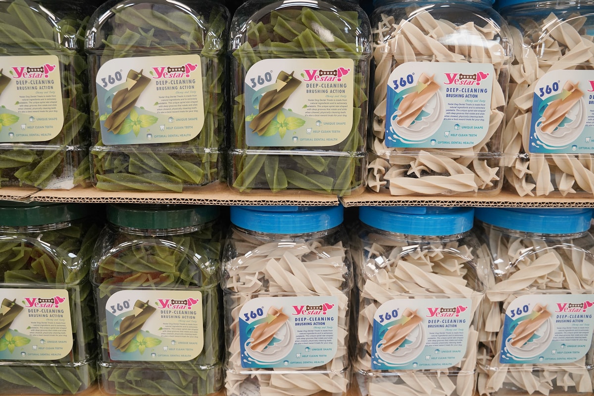 【光66寵物百貨批發倉新北板橋店】價格超殺買一送一超好買 250坪寵物飼料零食用品批發倉庫