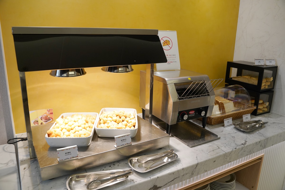 【福容徠旅中壢店】中壢火車站住宿推薦 商務親子輕旅飯店 鄰近中平商圈徒步區 早餐自助吧吃到飽