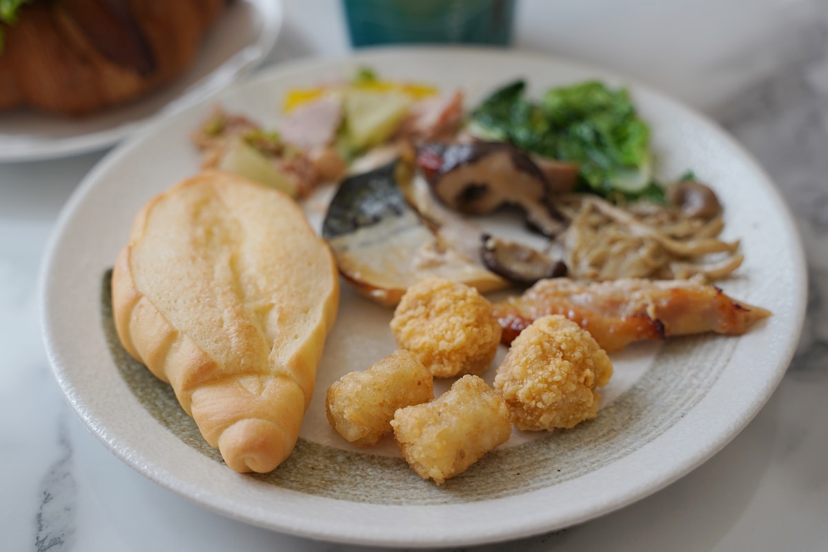 【福容徠旅中壢店】中壢火車站住宿推薦 商務親子輕旅飯店 鄰近中平商圈徒步區 早餐自助吧吃到飽