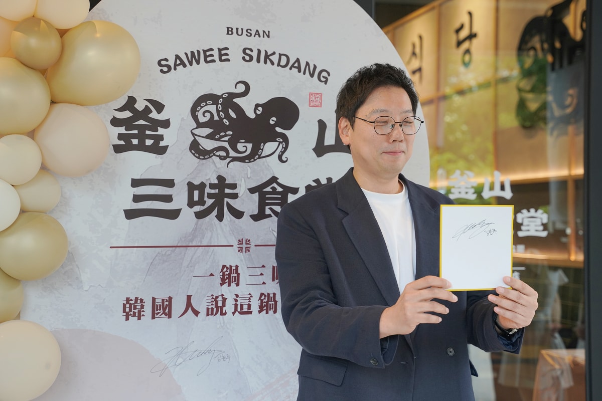 【釜山三味食堂 사위식당 台中店】台中韓式料理推薦 正宗韓國歐巴老闆的章魚蝦鍋 中友百貨旁