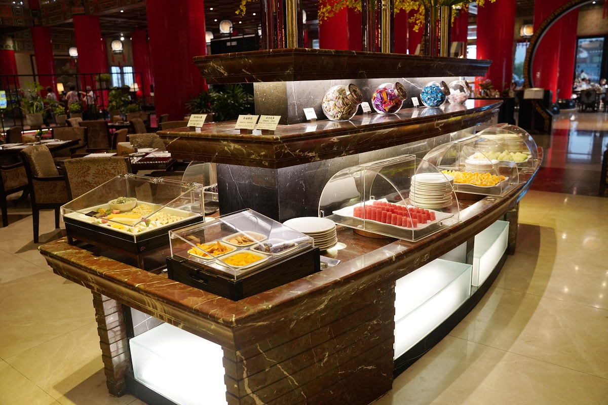 【松鶴餐廳】圓山大飯店自助吧吃到飽 氣派宮殿式裝潢/多樣化無國界料理 旅展購買餐券更加優惠