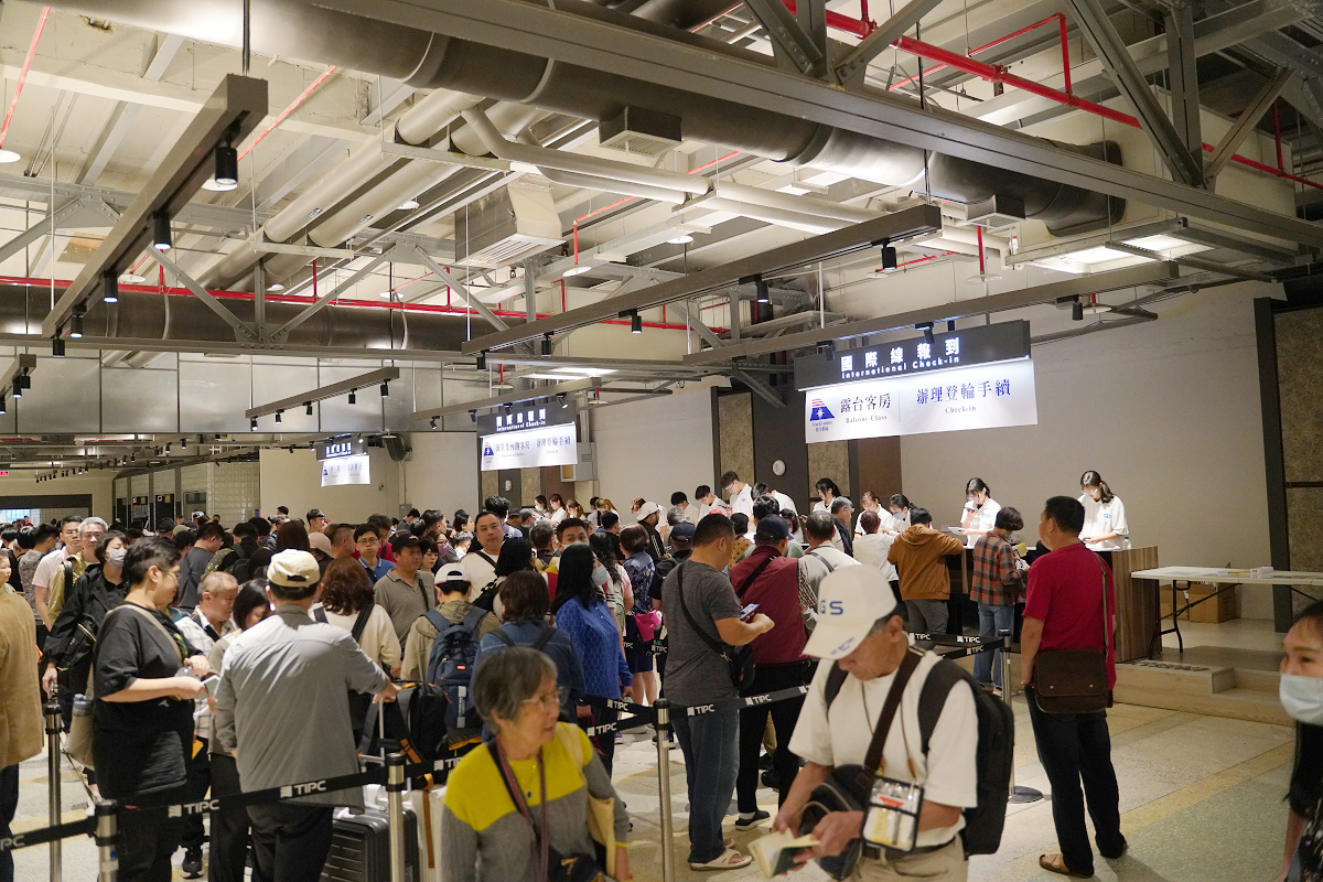 【麗星郵輪探索星號內艙房開箱心得分享】基隆港西岸旅客中心出發 高CP值房價最多可供4人入住 - 第8張圖 【麗星郵輪探索星號內艙房開箱心得分享】基隆港西岸旅客中心出發 高CP值房價最多可供4人入住