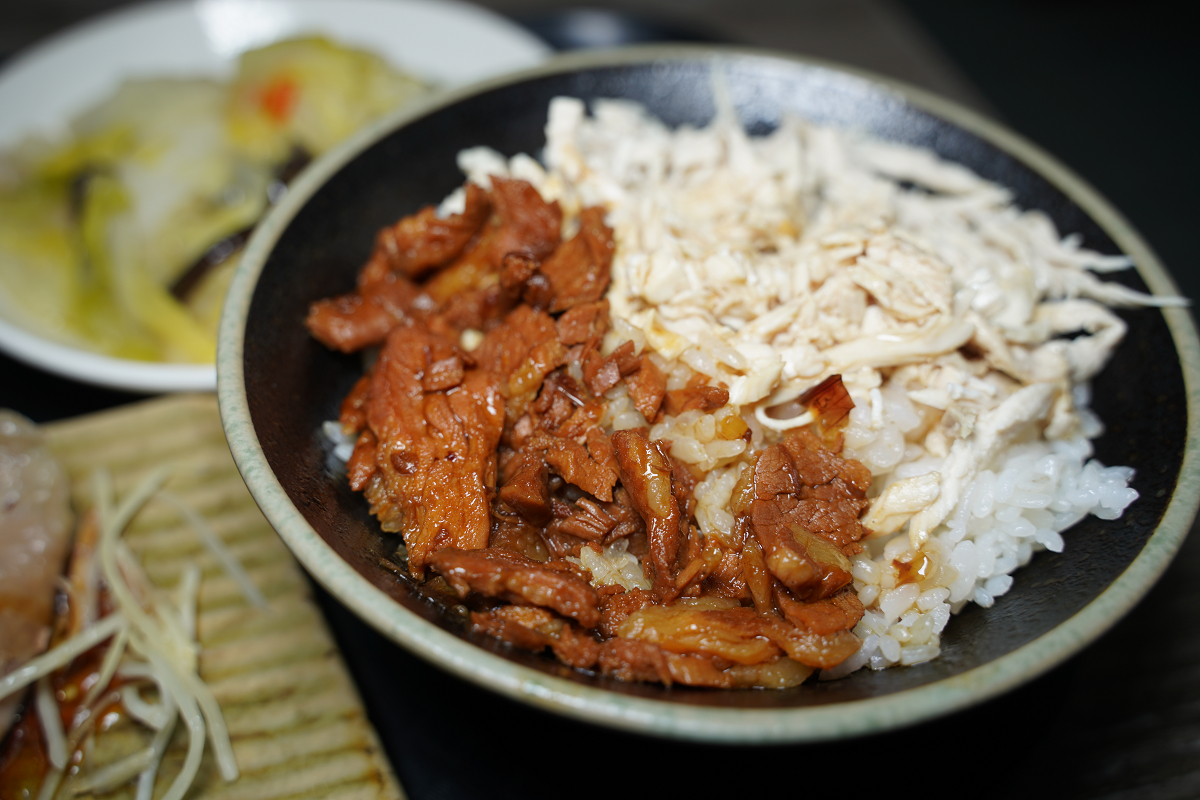 【台北雞滷專賣店】新北泰山美食推薦 超人氣平價小吃內用飲料喝到飽 必點土G滷飯+土G腿肉盤 - 第6張圖 【台北雞滷專賣店】新北泰山美食推薦 超人氣平價小吃內用飲料喝到飽 必點土G滷飯+土G腿肉盤