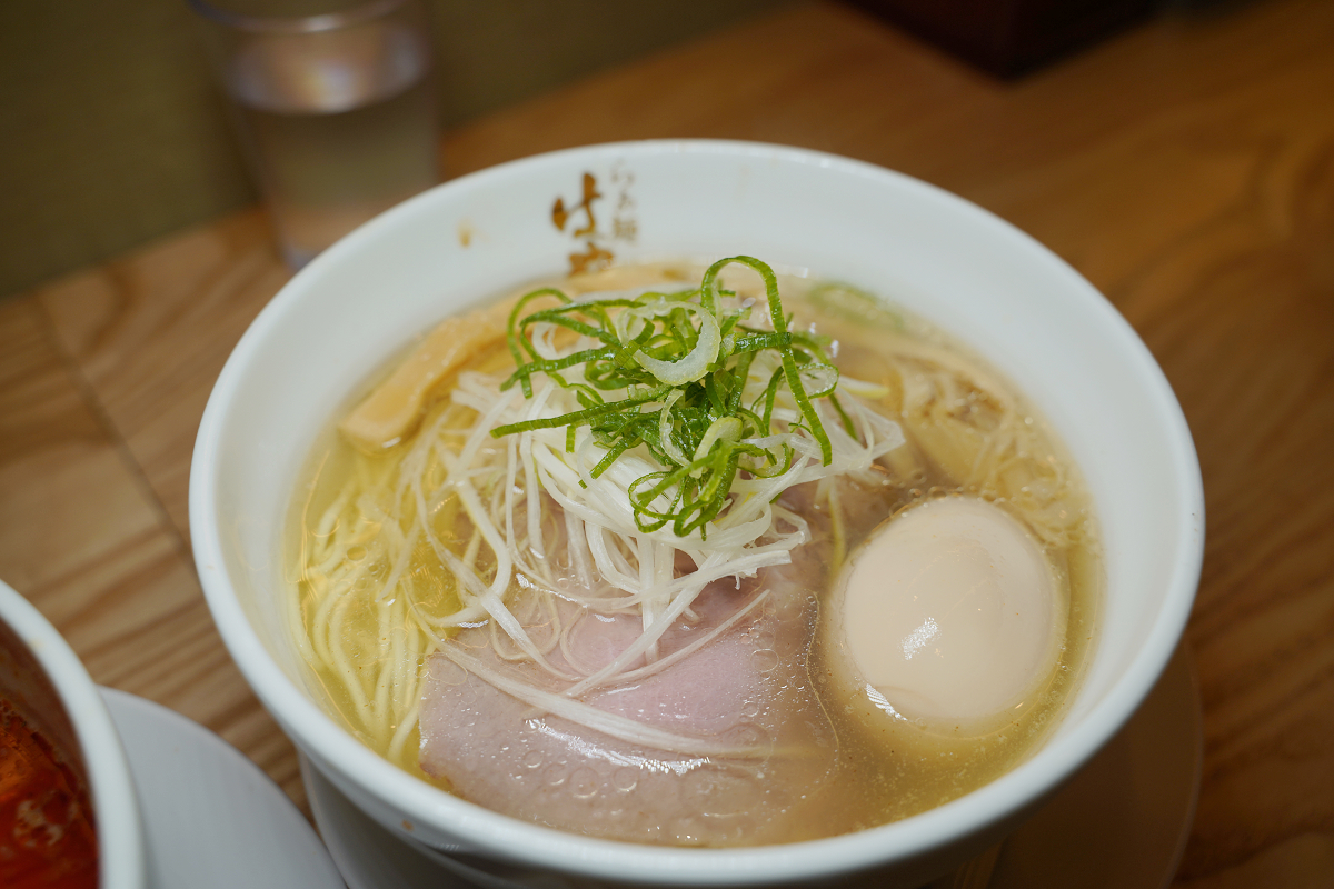 【らぁ麺はやし田田町芝浦店】東京田町美食推薦 食べログ百名店 奢華的雞鴨高湯+嚴選小麥麵條 - 第9張圖 【らぁ麺はやし田田町芝浦店】東京田町美食推薦 食べログ百名店 奢華的雞鴨高湯+嚴選小麥麵條