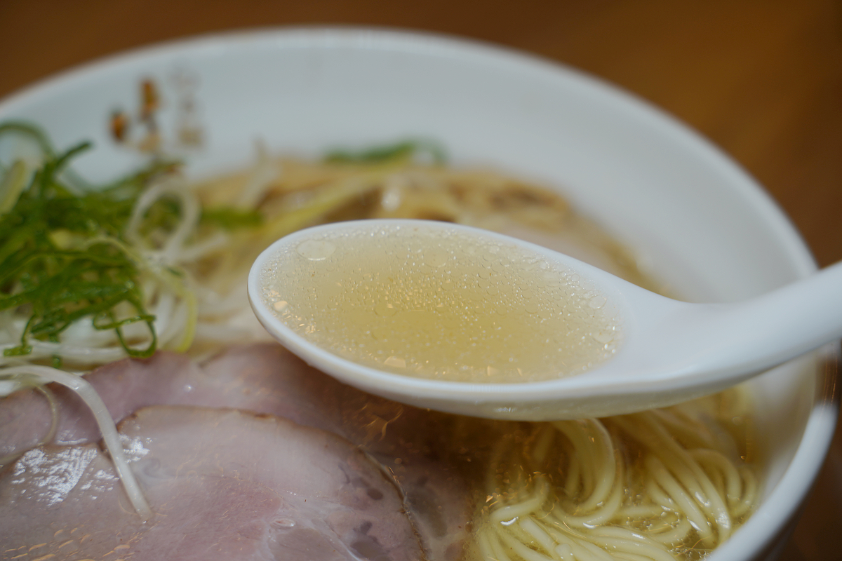 【らぁ麺はやし田田町芝浦店】東京田町美食推薦 食べログ百名店 奢華的雞鴨高湯+嚴選小麥麵條 - 第12張圖 【らぁ麺はやし田田町芝浦店】東京田町美食推薦 食べログ百名店 奢華的雞鴨高湯+嚴選小麥麵條