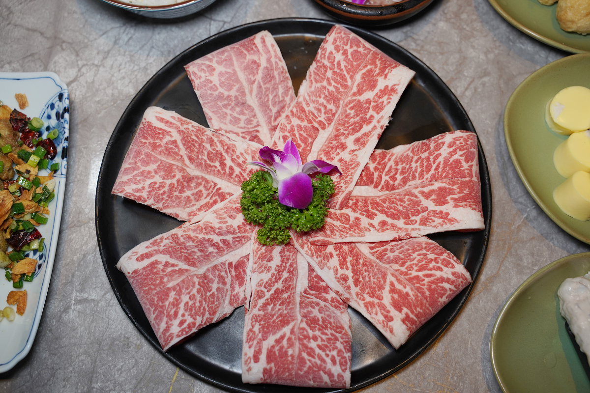 【聚食釜台式頂級蝦湯鍋物】台北信義安和美食推薦 精粹鮮蝦湯+台式熱炒手路菜 台北包廂鍋物料理