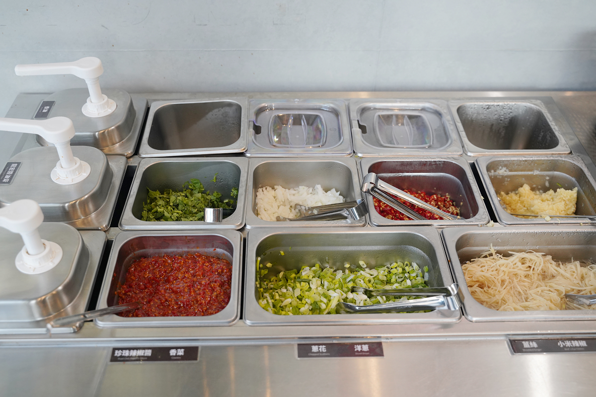 【雞王涮涮鍋鹿芝谷店】南投鹿谷美食餐廳推薦 消費滿額免費參觀鹿芝谷 美味必點金雞滿福四人套餐