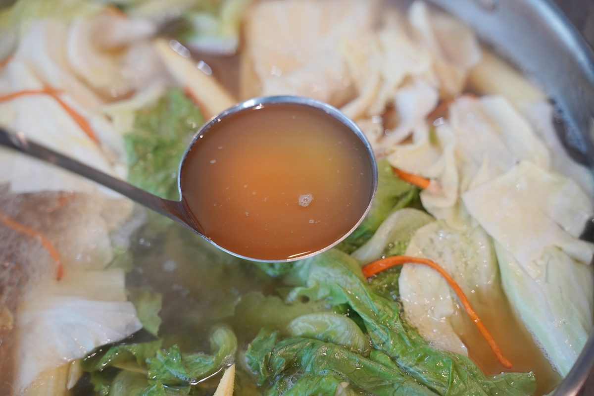 【雞王涮涮鍋鹿芝谷店】南投鹿谷美食餐廳推薦 消費滿額免費參觀鹿芝谷 美味必點金雞滿福四人套餐
