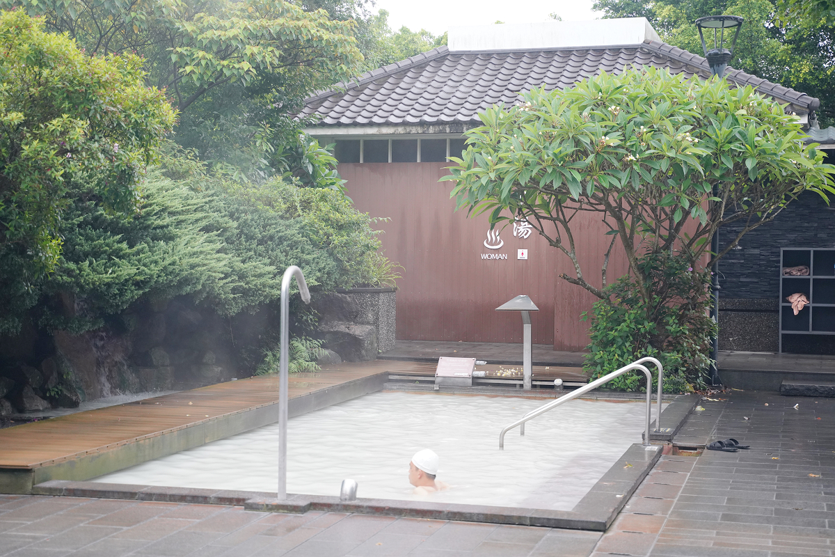 【陽明山天籟渡假酒店】北台灣最大2000坪湧泉樂園 夏燒台味島嶼微醺 星空戶外廚房BBQ