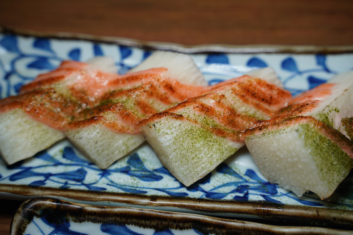【炭伙居酒屋】三重居酒屋推薦 基隆崁仔頂海鮮生魚片吃得到 真正炭火串燒/大火熱炒 近三重天台