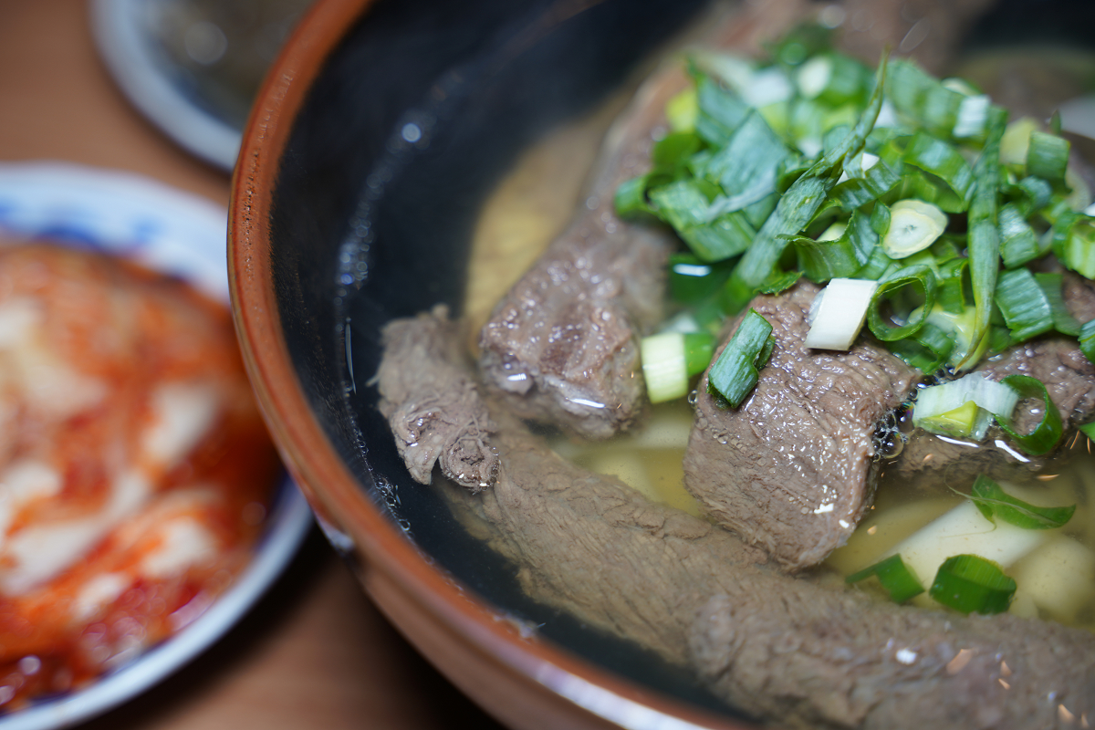 【清牛堂清燉牛肉麵內壢店】週末假日限定龍骨霸王牛肉麵必點 牛肉麵老饕必訪 完美比例清燉牛肉麵 - 第19張圖 【清牛堂清燉牛肉麵內壢店】週末假日限定龍骨霸王牛肉麵必點 牛肉麵老饕必訪 完美比例清燉牛肉麵