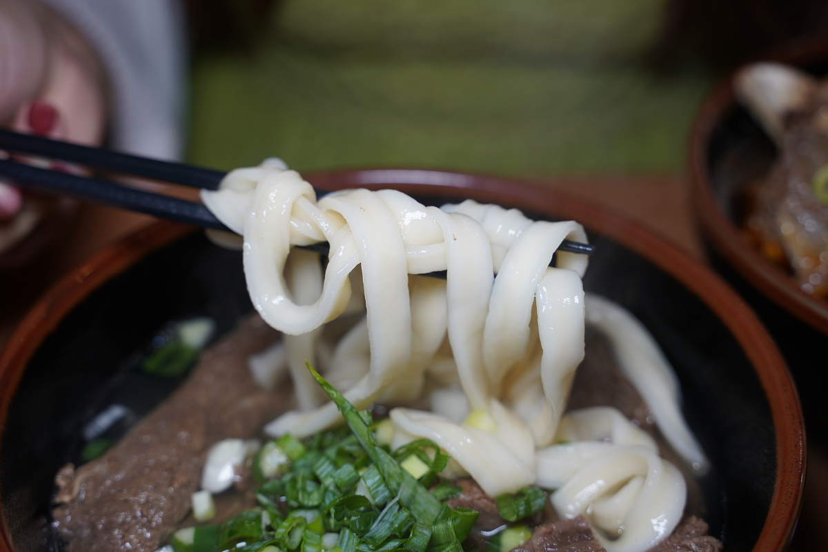【清牛堂清燉牛肉麵內壢店】週末假日限定龍骨霸王牛肉麵必點 牛肉麵老饕必訪 完美比例清燉牛肉麵 - 第21張圖 【清牛堂清燉牛肉麵內壢店】週末假日限定龍骨霸王牛肉麵必點 牛肉麵老饕必訪 完美比例清燉牛肉麵