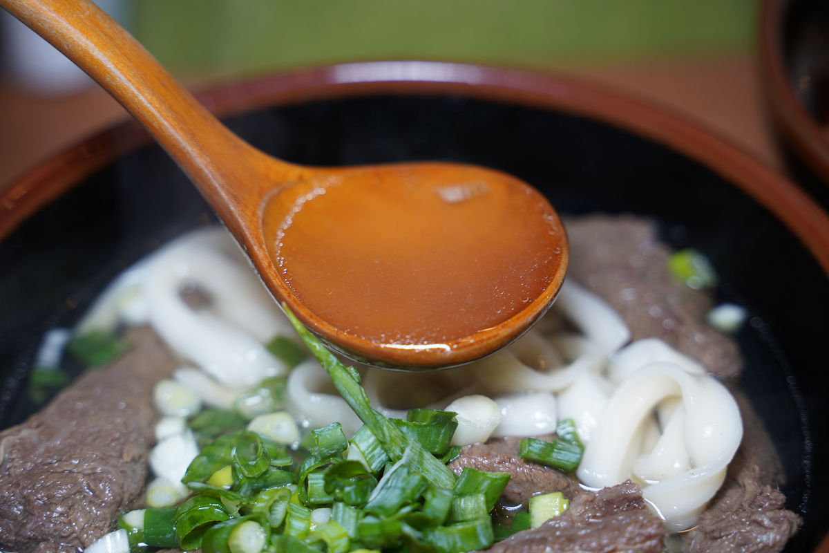 【清牛堂清燉牛肉麵內壢店】週末假日限定龍骨霸王牛肉麵必點 牛肉麵老饕必訪 完美比例清燉牛肉麵 - 第22張圖 【清牛堂清燉牛肉麵內壢店】週末假日限定龍骨霸王牛肉麵必點 牛肉麵老饕必訪 完美比例清燉牛肉麵