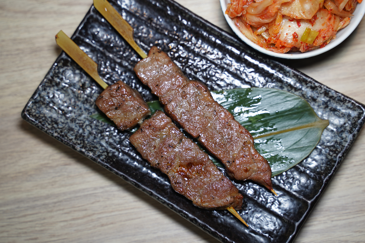 【小秘苑燒肉餐酒】板橋無煙燒肉餐酒館推薦 交通方便好停車 板橋聚餐吃飯好選擇 鄰近捷運板新站