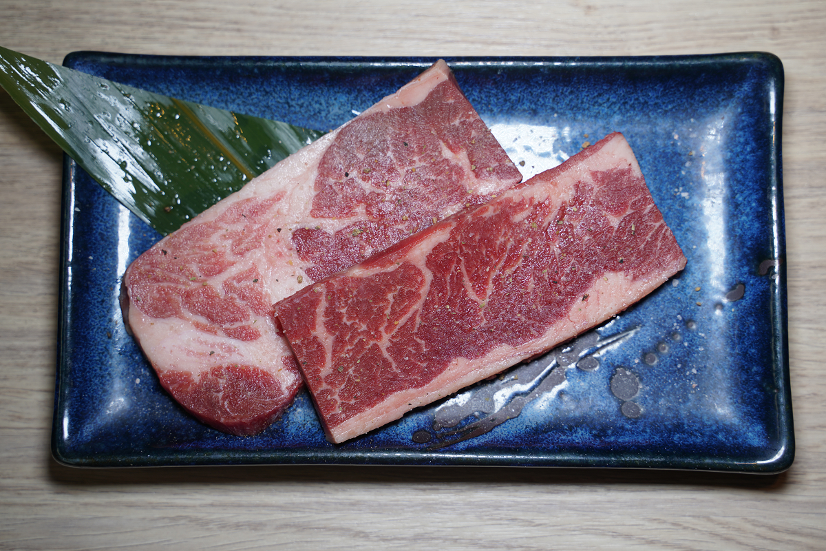 【小秘苑燒肉餐酒】板橋無煙燒肉餐酒館推薦 交通方便好停車 板橋聚餐吃飯好選擇 鄰近捷運板新站