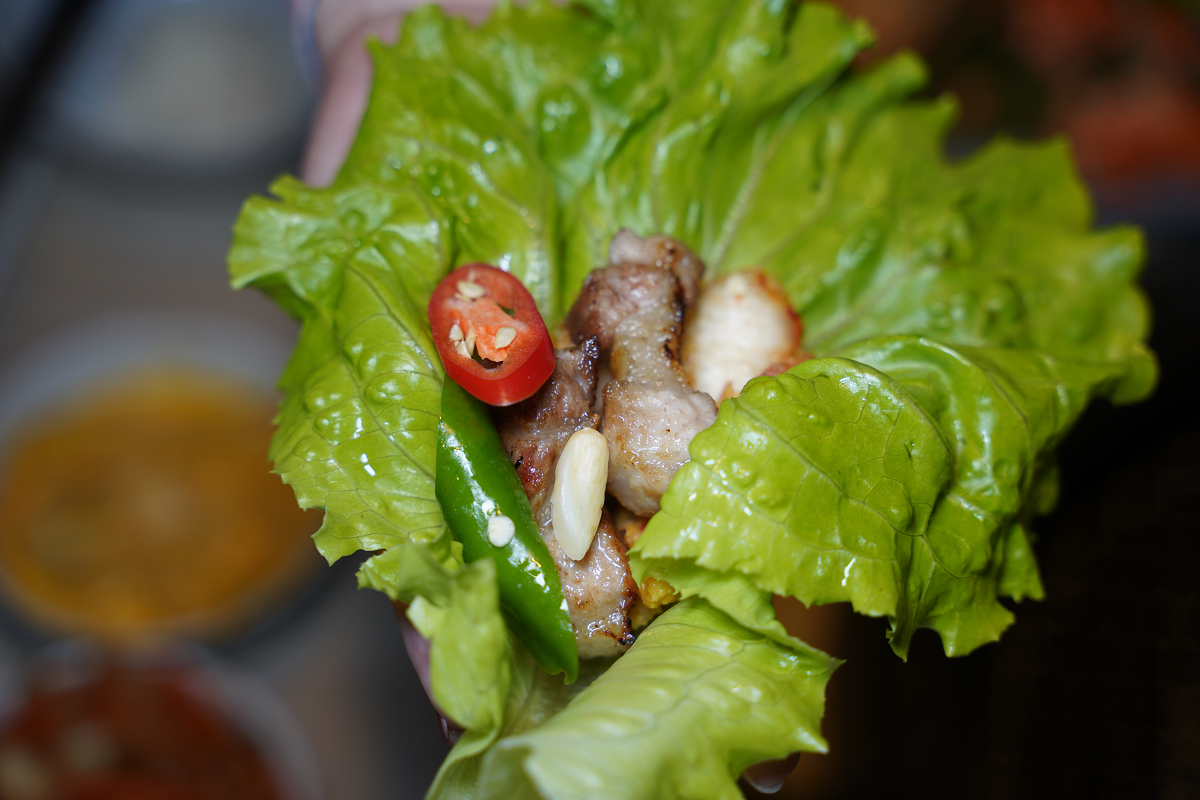 【小秘苑燒肉餐酒】板橋無煙燒肉餐酒館推薦 交通方便好停車 板橋聚餐吃飯好選擇 鄰近捷運板新站