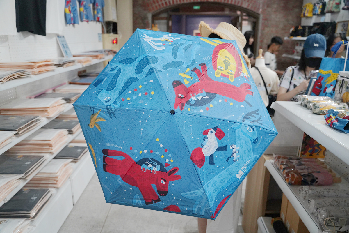 【2026波隆那世界插畫大獎展】78位藝術家、390幅年度作品 華山1914/翡冷翠文創 台北暑期親子室內景點最佳選擇